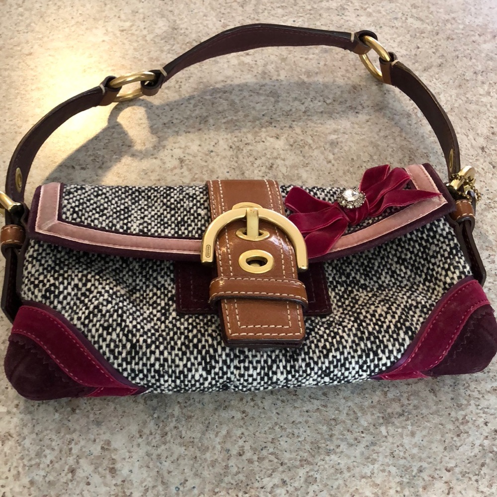 Coach clutch purse